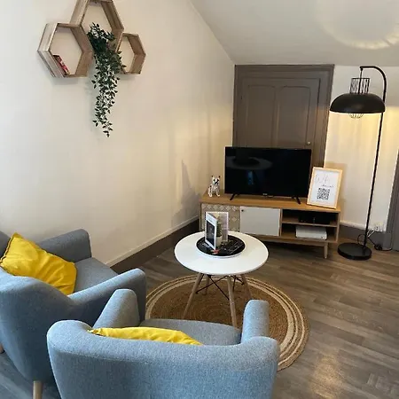 Joli T1 3* Renove Mars 2022 Proche Et Apartment