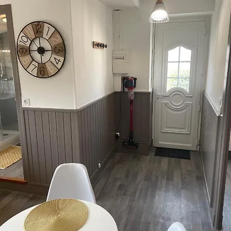 Joli T1 3* Renove Mars 2022 Proche Et Apartment Aix-les-Bains