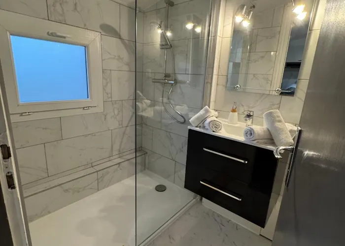 Joli T1 3* Renove Mars 2022 Proche Et